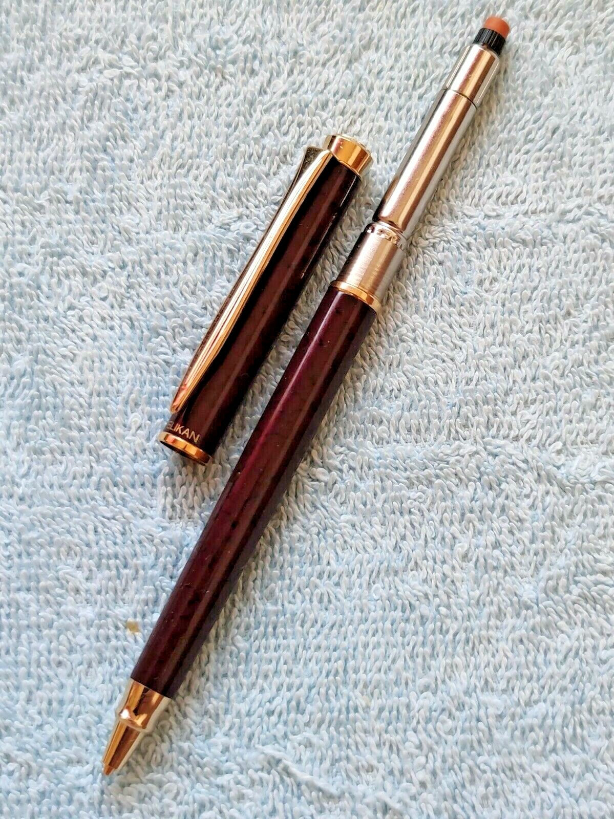 🔴PELIKAN lux 0.5 mm pencil in Maroon marbled & Gold plated New Classic Desig🔴