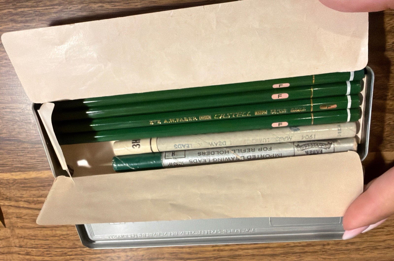 Vtg A. W. Faber Castell Pencils & Tin 9000 HB (4 ) Germany Drafting Unsharpened