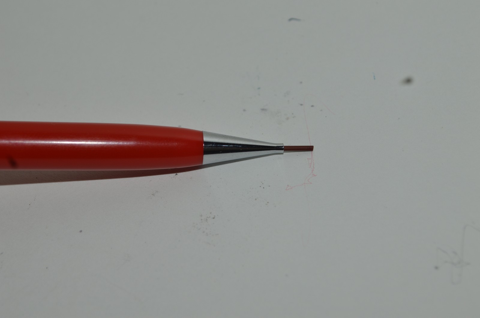SCRIPTO P369 Mechanical Pencil 0.9mm Tu Tone Korea Red Circa 1970’s Light Use
