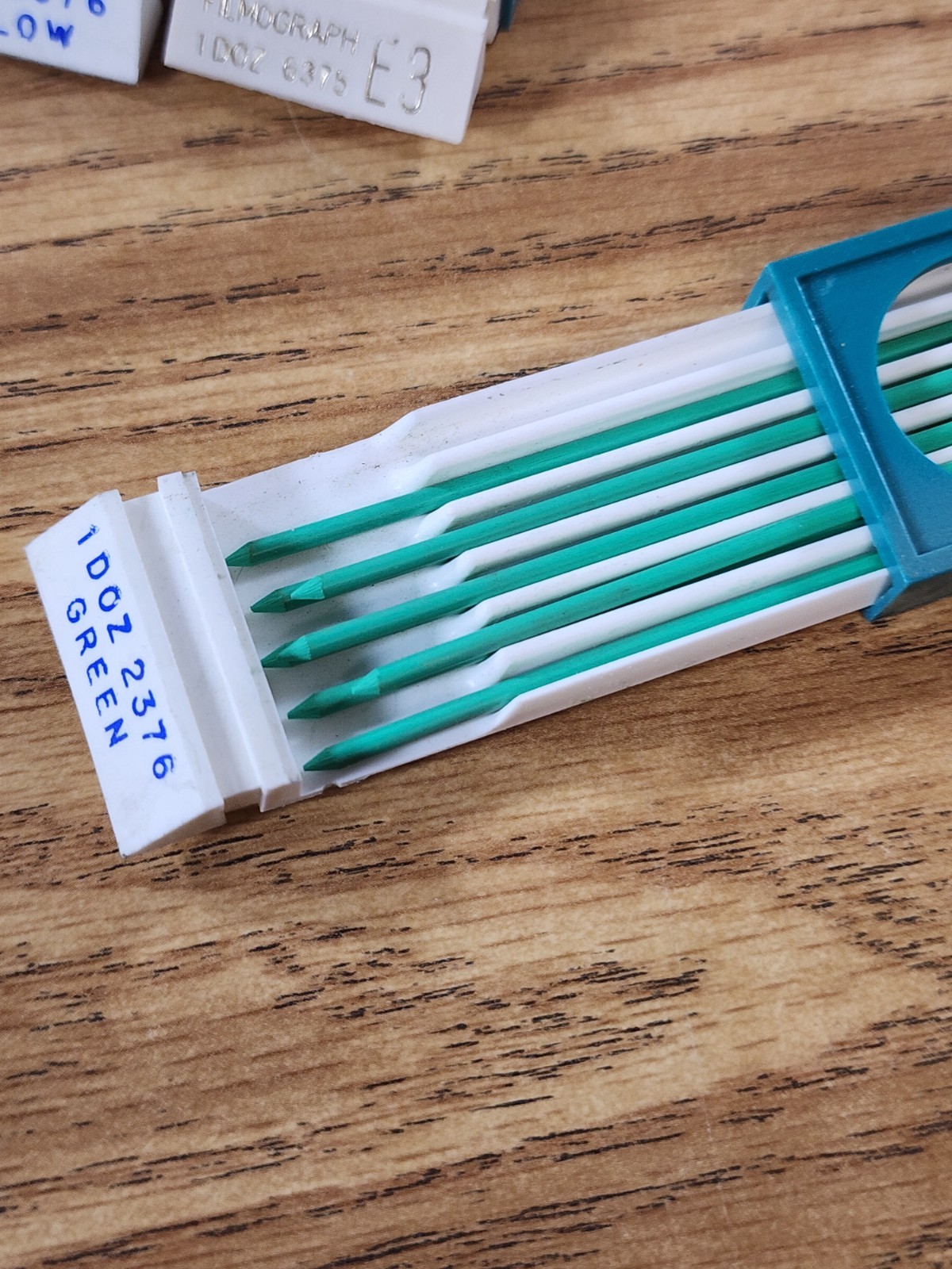 Turquoise Drawing Leads Mixed lot
