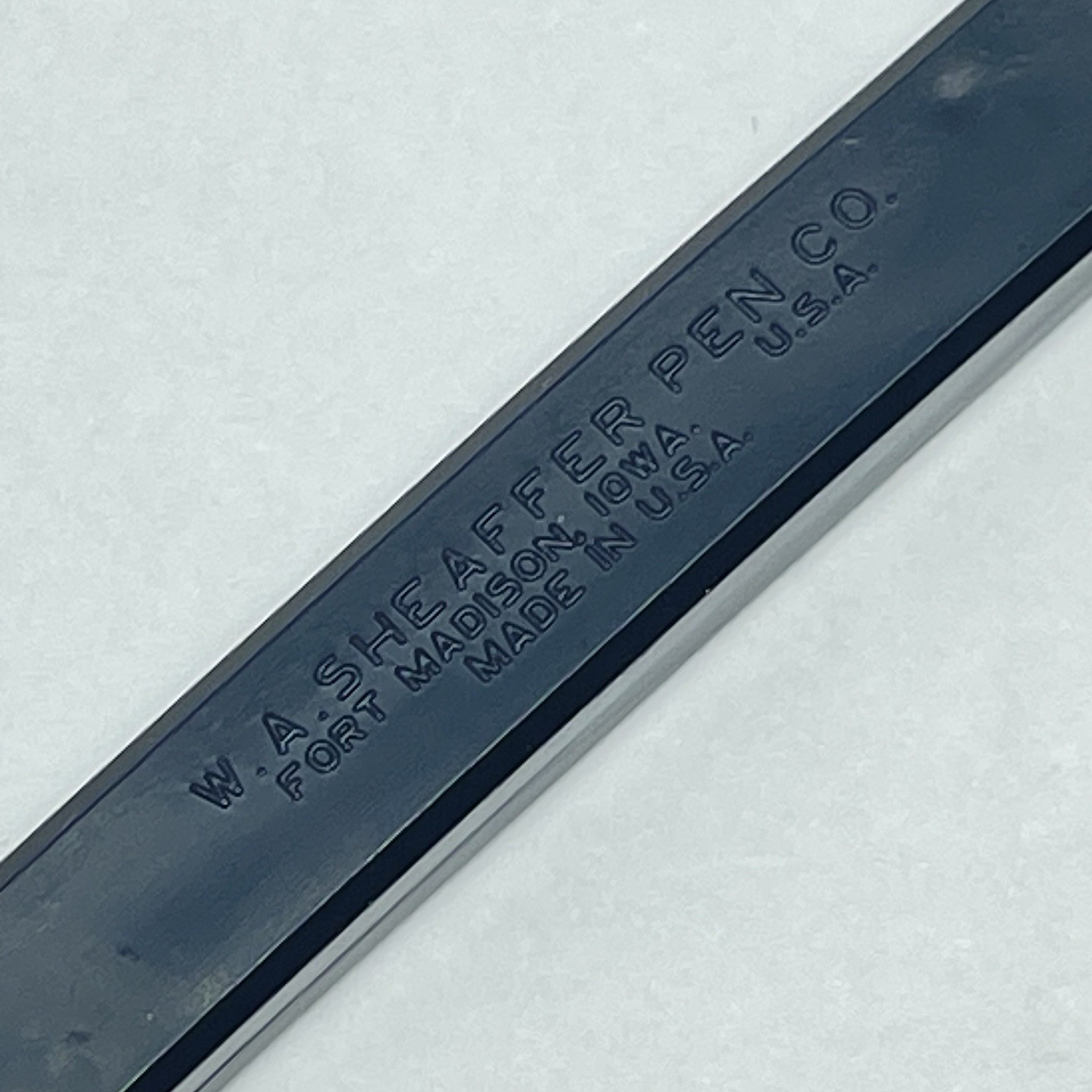 Sheaffer’s Fineline Leads RED W. A. Sheaffer Pen Co-USA Vintage